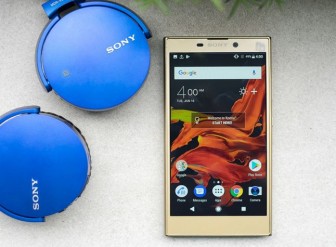 Sony Xperia L2 về Việt Nam giá 5,5 triệu đồng, camera selfie 120 độ