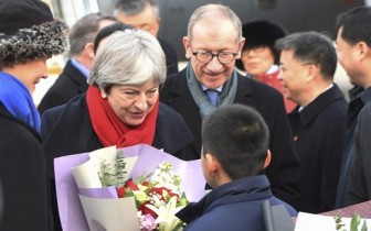 Thủ tướng Anh thăm Trung Quốc tìm kiếm vị thế giai đoạn hậu Brexit