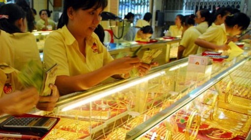 Giá vàng hôm nay 31-1: Bất ngờ đảo chiều, vào cuộc đua mới