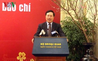 “Báo chí góp công lớn vào thành công ngoại giao Việt Nam 2017”