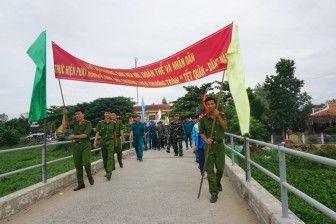 Tết thắm tình quân - dân