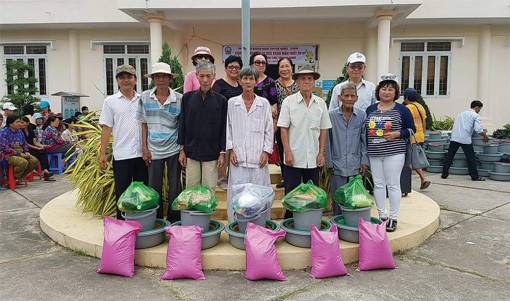 Thoại Sơn chung tay lo Tết cho hộ nghèo