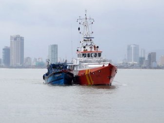 Kịp thời cứu 11 thuyền viên suýt bị chìm trên vùng biển Vũng Tàu