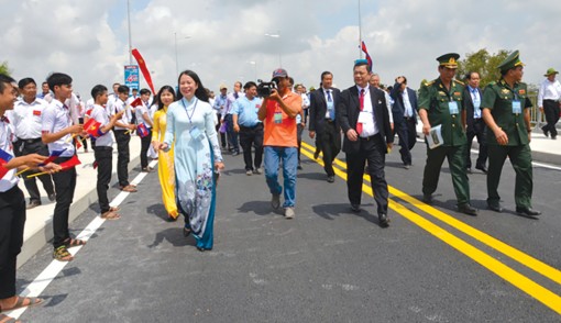An Phú đột phá để phát triển