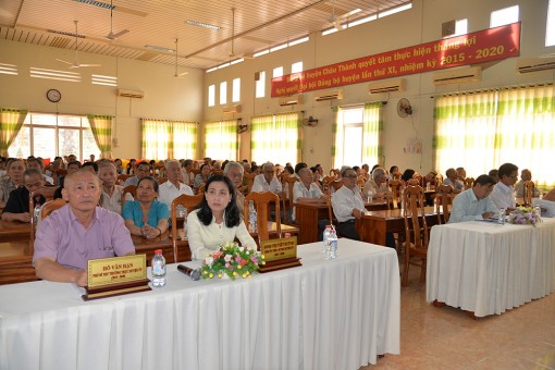 Châu Thành họp mặt Câu lạc bộ Hưu trí mừng Đảng, mừng Xuân 2018