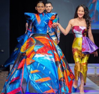 Thời trang Việt ấn tượng tại New York Fashion Week 2018