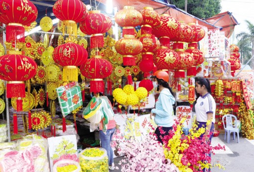 Khắp nơi rộn ràng không khí Tết