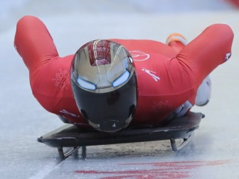 Thời trang mũ bảo hiểm - điểm nhấn đáng chú ý tại Olympic PyeongChang