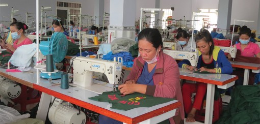 Công nhân, người lao động trở lại làm việc sau Tết