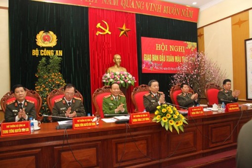 Đẩy mạnh tấn công trấn áp, truy nã tội phạm sau Tết Nguyên đán