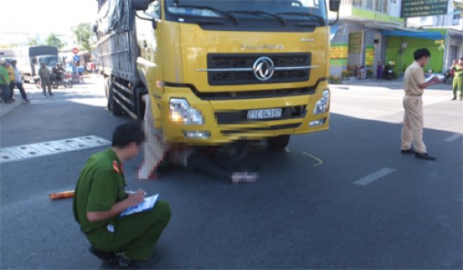 Tiền Giang: Tai nạn giao thông chết người ngày mùng 6 Tết
