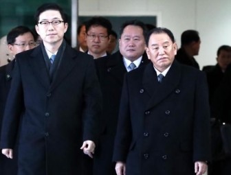 Tổng thống Hàn Quốc Moon Jae-in gặp trưởng phái đoàn cấp cao Triều Tiên