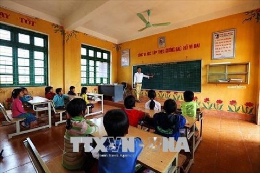 Hậu Giang tập trung phổ cập giáo dục, xóa mù chữ