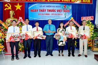 Kỷ niệm 63 năm ngày Thầy thuốc Việt Nam 27-2