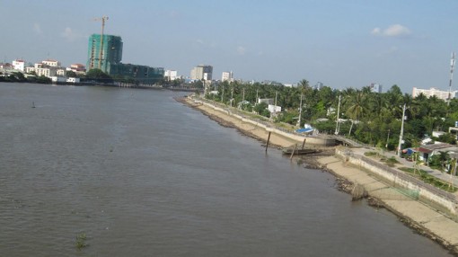 Đẩy nhanh tiến độ dự án kè sông Cần Thơ phía bờ Ninh Kiều