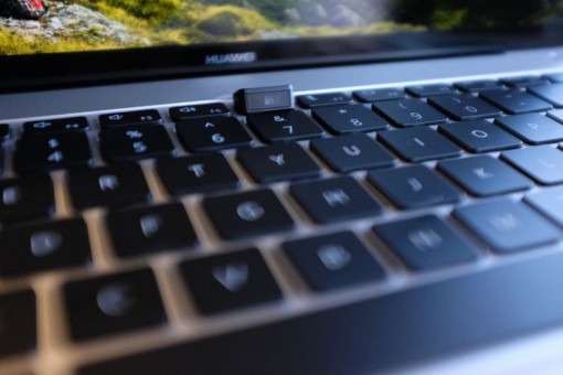 Camera chỉ ‘nhô ra’ khi cần, xu hướng mới của thiết bị di động?