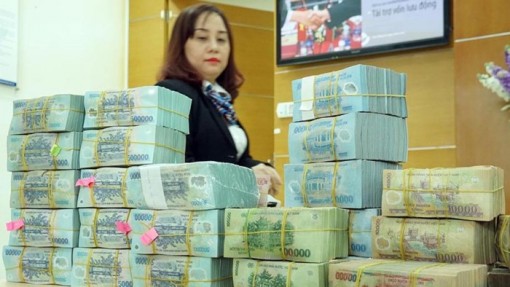 Phó thống đốc yêu cầu ngân hàng vào cuộc giảm lãi vay
