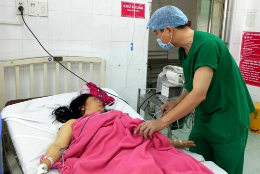 Cứu sống sản phụ nguy kịch do thai bám vết mổ cũ