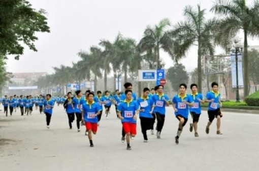 Tổ chức Ngày chạy Olympic vì sức khỏe toàn dân 2018