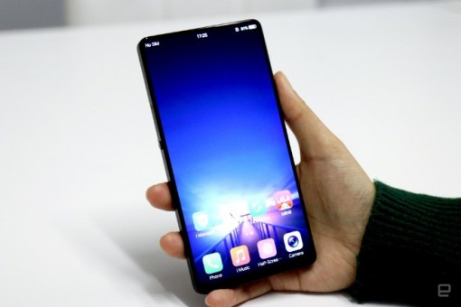 Vivo khéo "khoe" điện thoại đẹp hơn iPhone X, camera selfie ẩn mình