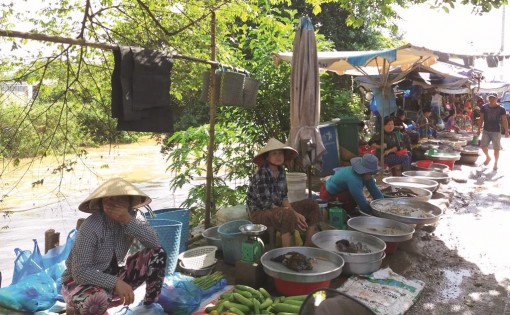 Chợ quê những ngày đầu năm