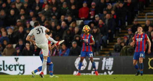 Matic lập siêu phẩm, Man Utd ngược dòng ngoạn mục trước Crystal Palace