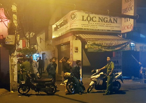 Nam thanh niên trọng thương sau nhiều tiếng nổ, nghi bị bắn