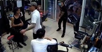 Tạm giữ 2 người vụ nổ súng trong tiệm cắt tóc ở Hà Nội