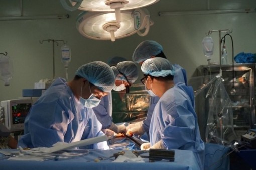 Thay động mạch, cứu sống 2 bệnh nhân tim ở Cần Thơ