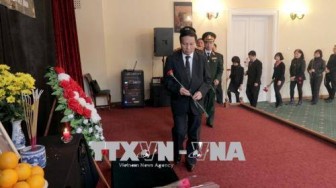 Trang trọng lễ viếng nguyên Thủ tướng Phan Văn Khải tại nhiều quốc gia
