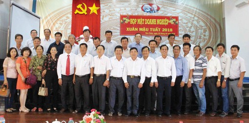 Tiếp tục tạo điều kiện thuận lợi để doanh nghiệp phát triển