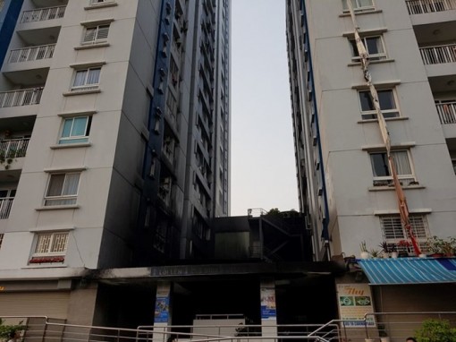 Cháy lớn ở chung cư Carina Plaza, ít nhất 13 người chết, 14 người bị thương