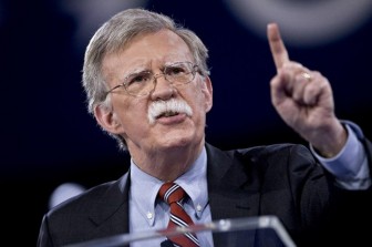 Ông John Bolton dự kiến sa thải hàng chục quan chức Nhà Trắng