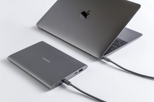 Sạc pin laptop bằng cục sạc dự phòng
