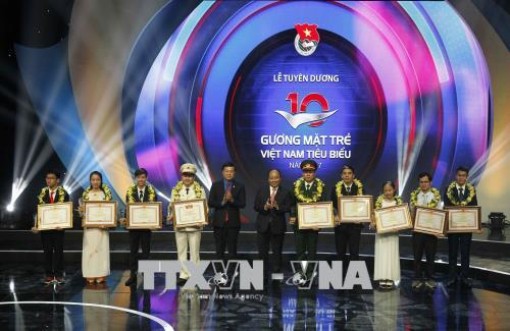 Lễ tuyên dương 10 Gương mặt trẻ Việt Nam tiêu biểu năm 2017