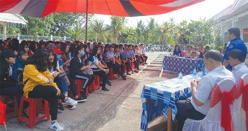 Tuổi trẻ Phú Tân tích cực phát triển quê hương