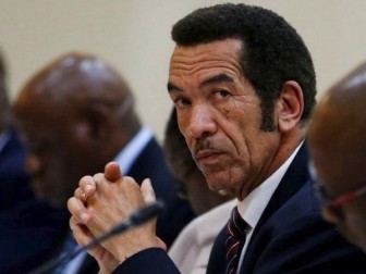 Tổng thống Botswana từ chức, nhường lại vị trí cho phó tổng thống