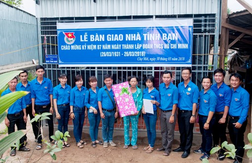Đoàn trường Đại học An Giang: Bàn giao nhà Tình bạn
