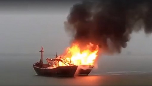 Cháy tàu cá trên biển, thiệt hại hơn 2 tỷ đồng