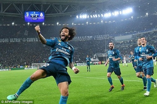 Ronaldo rực sáng, Real thắng 3 sao trước Juventus