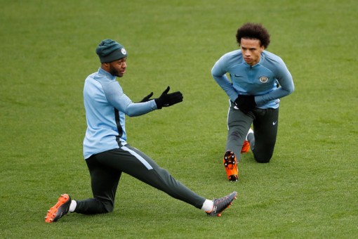 Không có Aguero, Guardiola đặt niềm tin vào tam tấu SJS