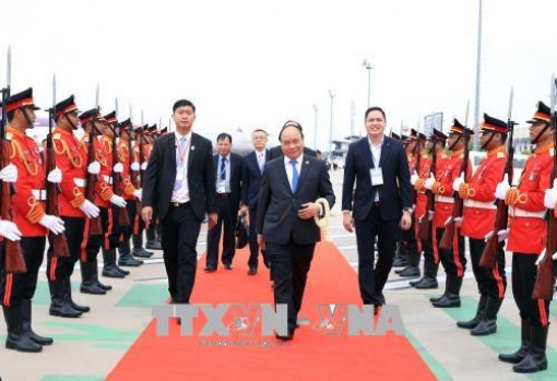 Thủ tướng kết thúc chuyến tham dự Hội nghị cấp cao Ủy hội Sông Mekong quốc tế lần thứ 3