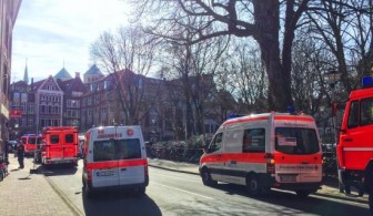 Đức: Xe 'điên' lao vào đám đông, nhiều người thương vong