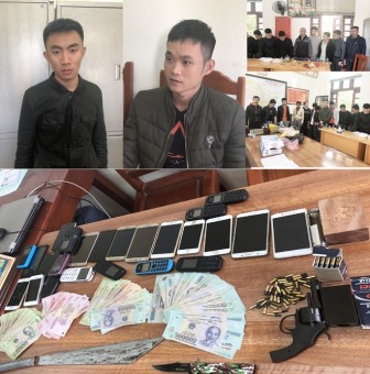 Phá sới bạc, thu được súng Col cùng 98 viên đạn