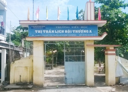 Sóc Trăng: Nhiều học sinh lớp 2 chưa biết đọc, hiệu trưởng xin từ chức