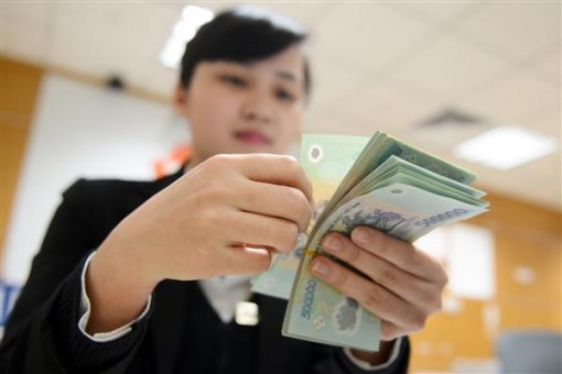 Ngân hàng hạ lãi suất huy động một số kỳ hạn ngắn