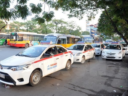 Bộ Tài chính công bố mức thuế để tính giá cơ sở xăng, dầu quý 2