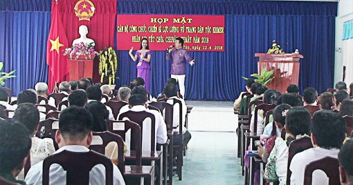 Tri Tôn họp mặt mừng Tết Chol Chnam Thmay