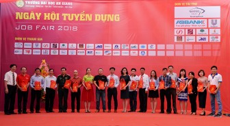 Hơn 1.600 vị trí việc làm tại Ngày hội tuyển dụng năm 2018