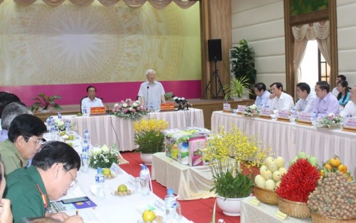 Tổng Bí thư làm việc với lãnh đạo chủ chốt tỉnh Đồng Tháp